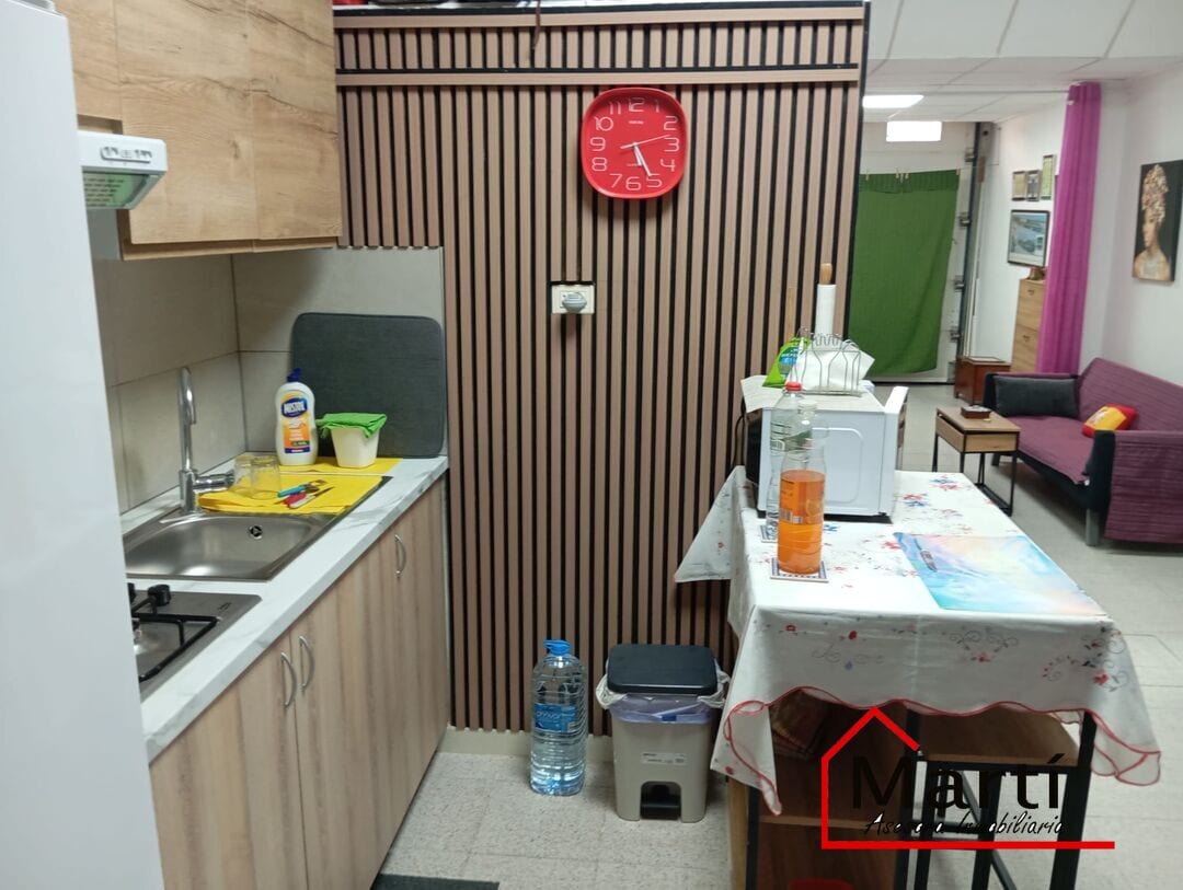 Bajo en pleno centro de Burriana. Comodidad y ubicación en un mismo espacio - Foto 4