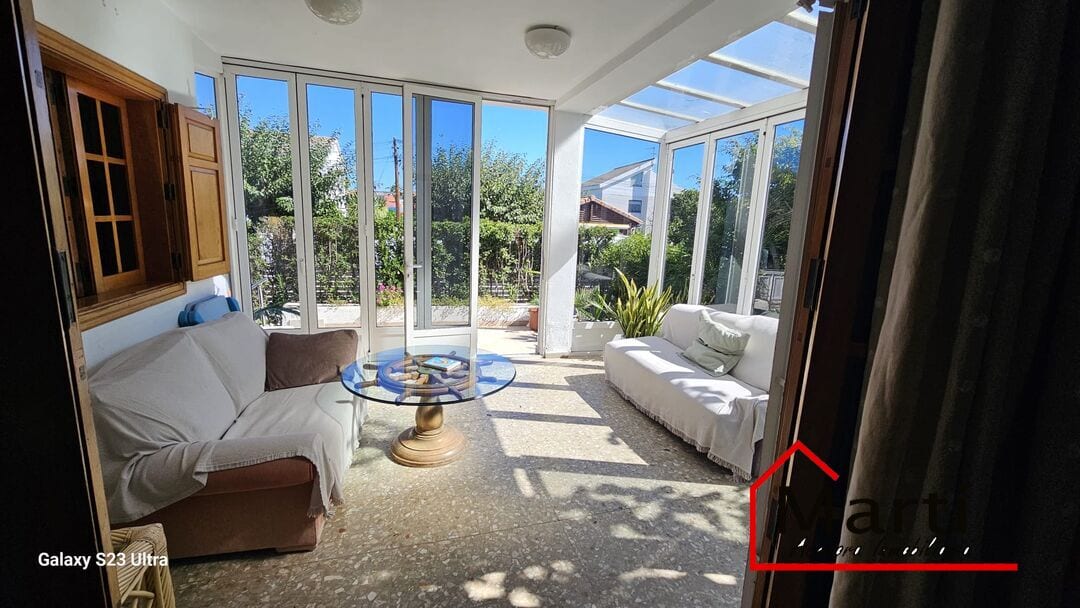 CHALET INDEPENDIENTE A POCOS PASOS DEL MAR – ESPACIO, LUZ Y CALIDAD DE VIDA (ZONA MALVARROSA-BURRIANA) - Foto 1