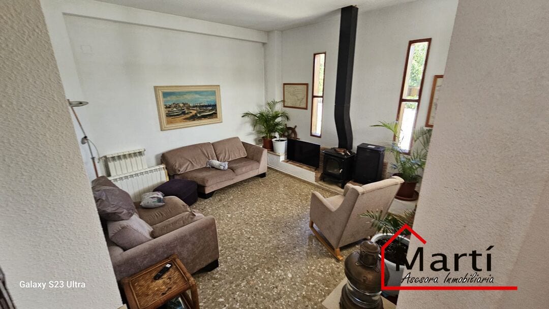 CHALET INDEPENDIENTE A POCOS PASOS DEL MAR – ESPACIO, LUZ Y CALIDAD DE VIDA (ZONA MALVARROSA-BURRIANA) - Foto 5