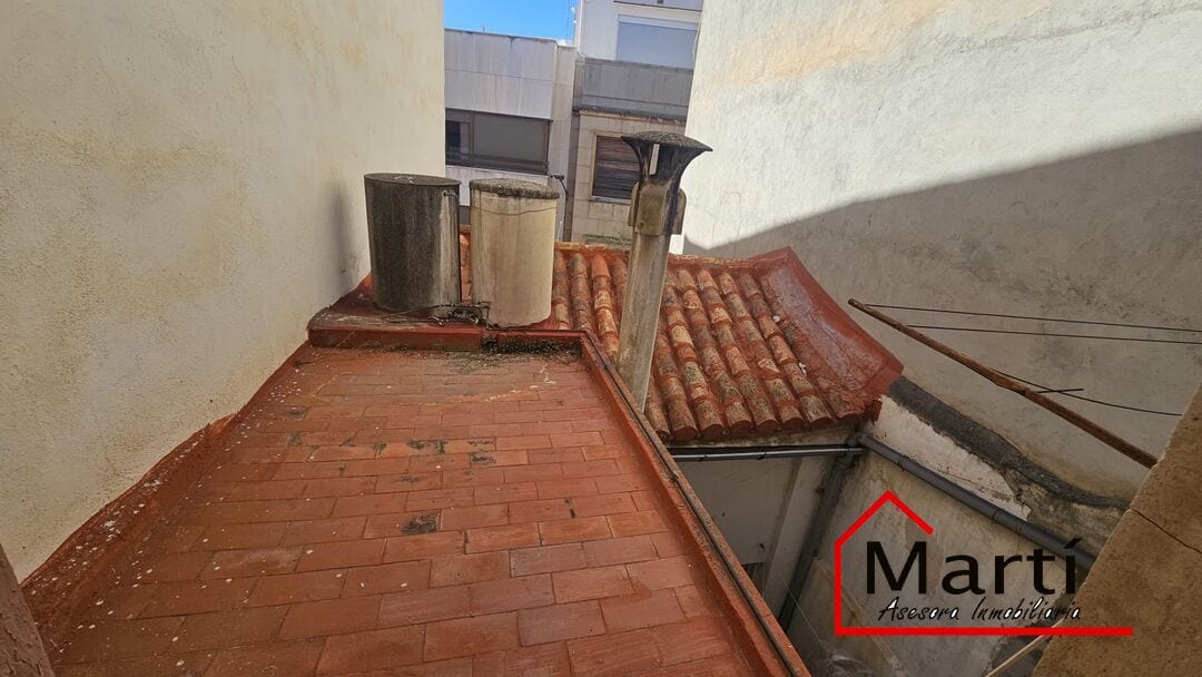 CASA EXTERIOR CON ACCESO A DOS CALLES Y GRAN POTENCIAL - Foto 11