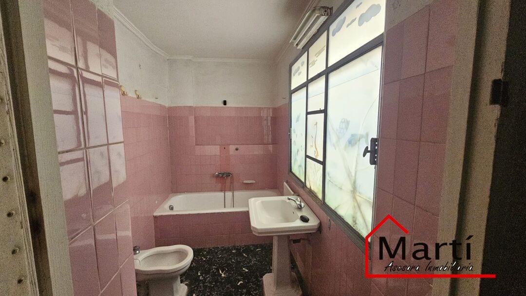 CASA EXTERIOR CON ACCESO A DOS CALLES Y GRAN POTENCIAL - Foto 7