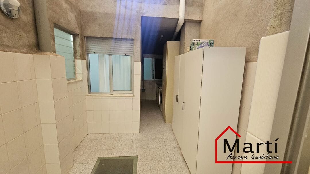 Casa unifamiliar a 100m de la playa en el Grao de Burriana con garaje para 5 coches y gran potencial - Foto 21
