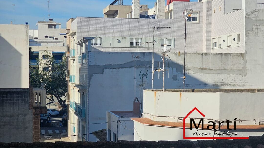 Casa unifamiliar a 100m de la playa en el Grao de Burriana con garaje para 5 coches y gran potencial - Foto 35