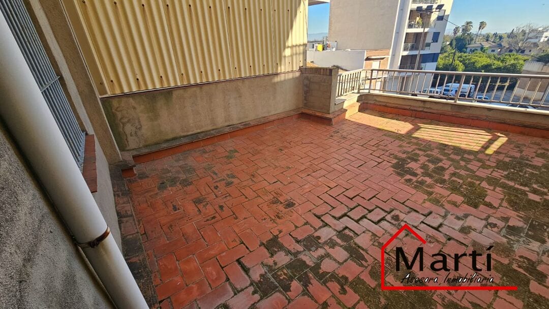 Casa unifamiliar a 100m de la playa en el Grao de Burriana con garaje para 5 coches y gran potencial - Foto 37