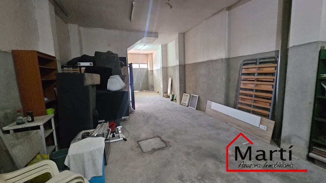 Casa unifamiliar a 100m de la playa en el Grao de Burriana con garaje para 5 coches y gran potencial - Foto 4
