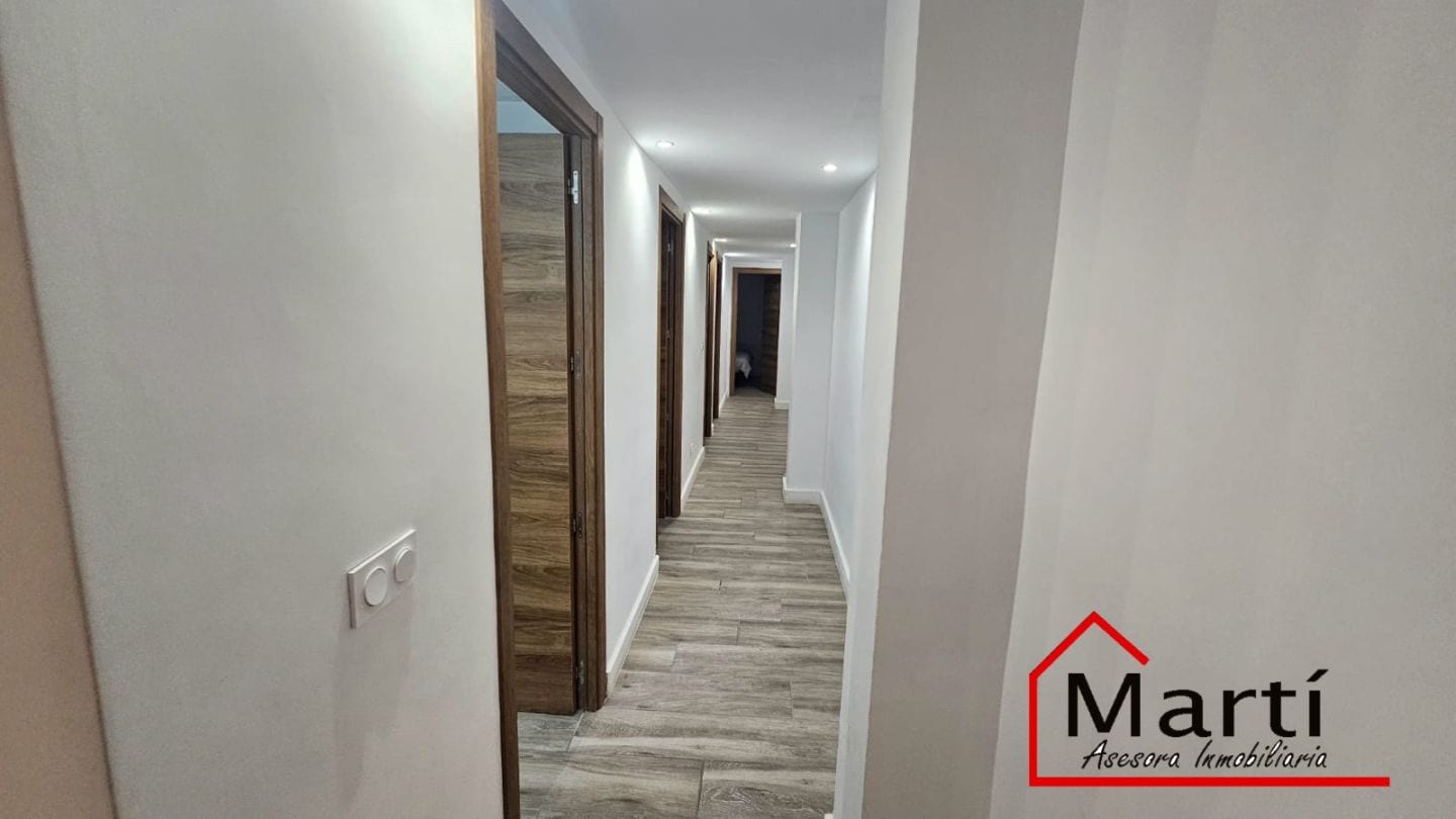 Amplio piso reformado de 4 habitaciones en La Bosca - Foto 11