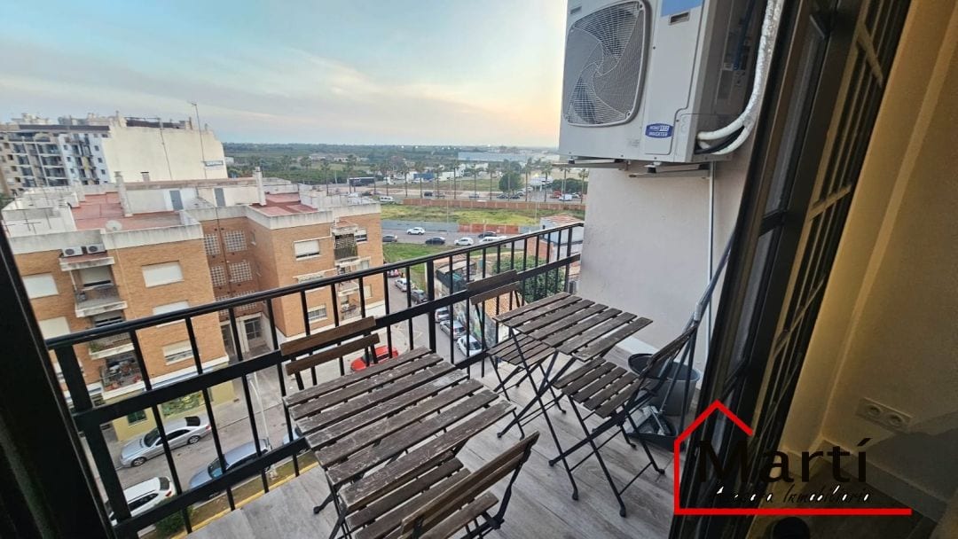 Amplio piso reformado de 4 habitaciones en La Bosca - Foto 9