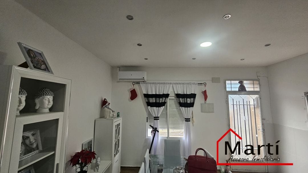 Vivienda unifamiliar con terraza y barbacoa en Zona Panderola – Burriana - Foto 5
