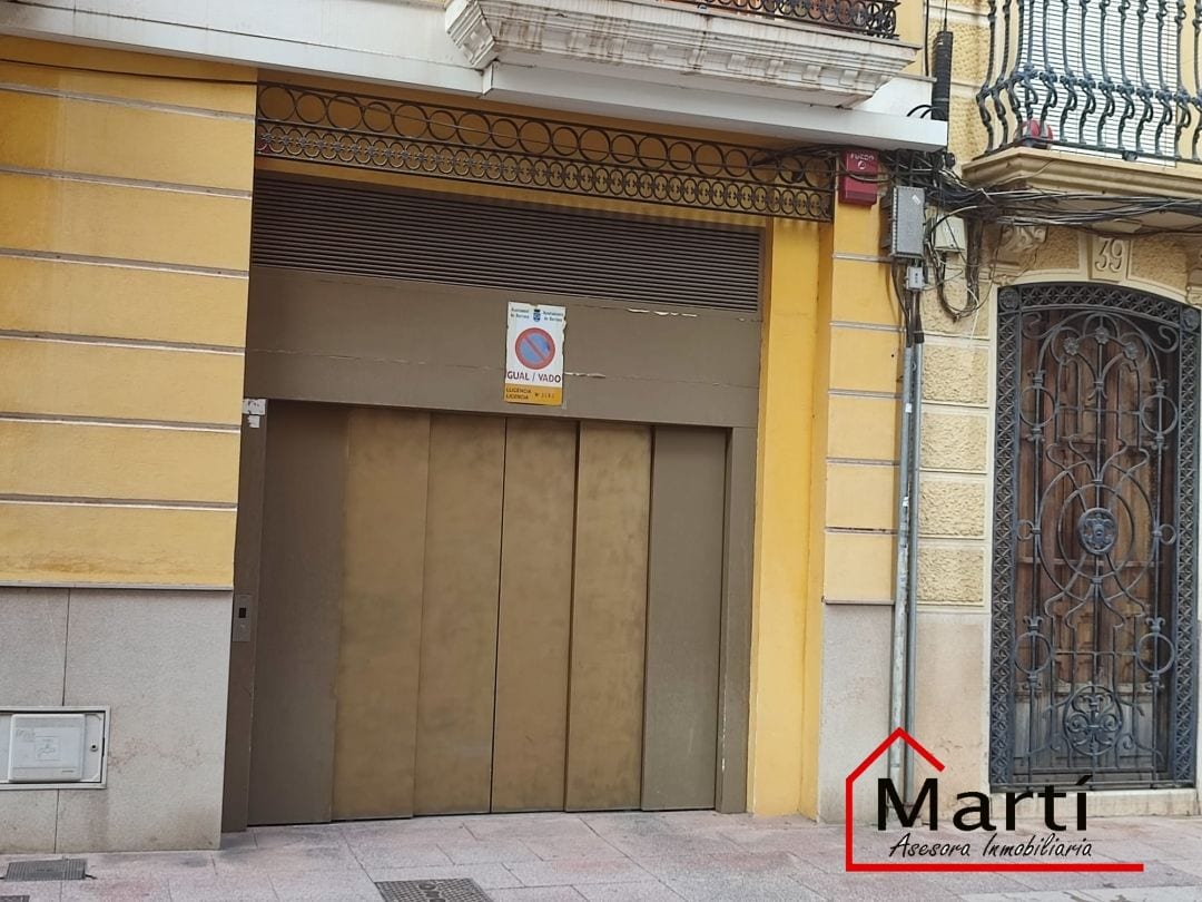 PLAZA DE PARKING AMPLIA EN EL CENTRO DE BURRIANA – 9.90M2 - Foto 3