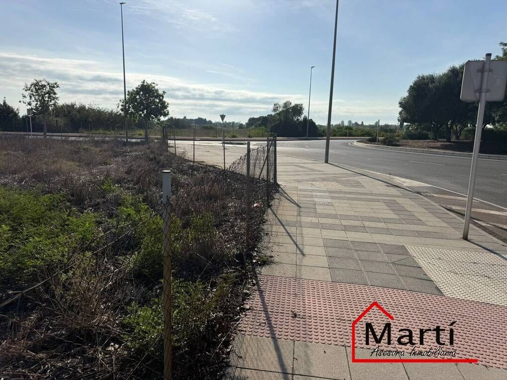 TERRENO URBANO ESQUINERO EN NOVENES DE CALATRAVA – 800 M² PARA TU PROYECTO IDEAL - Foto 8