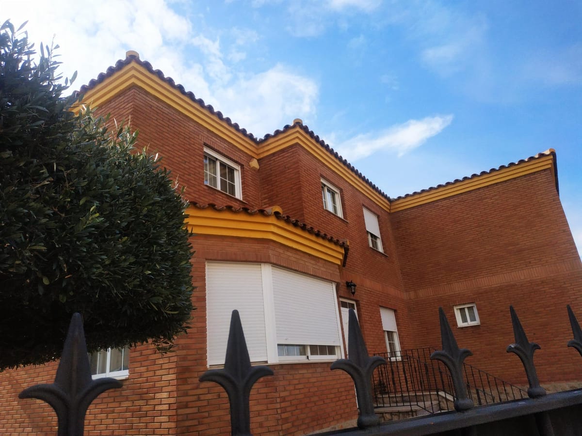 ADOSADO EN BURRIANA POR 450.000 EUROS!!