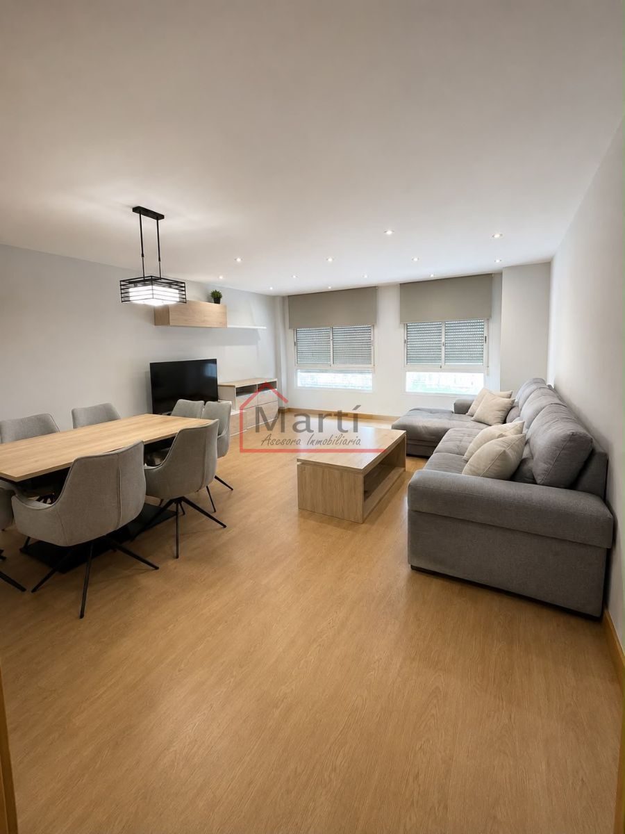 Amplia Vivienda en Castellón de la plana - Foto 1