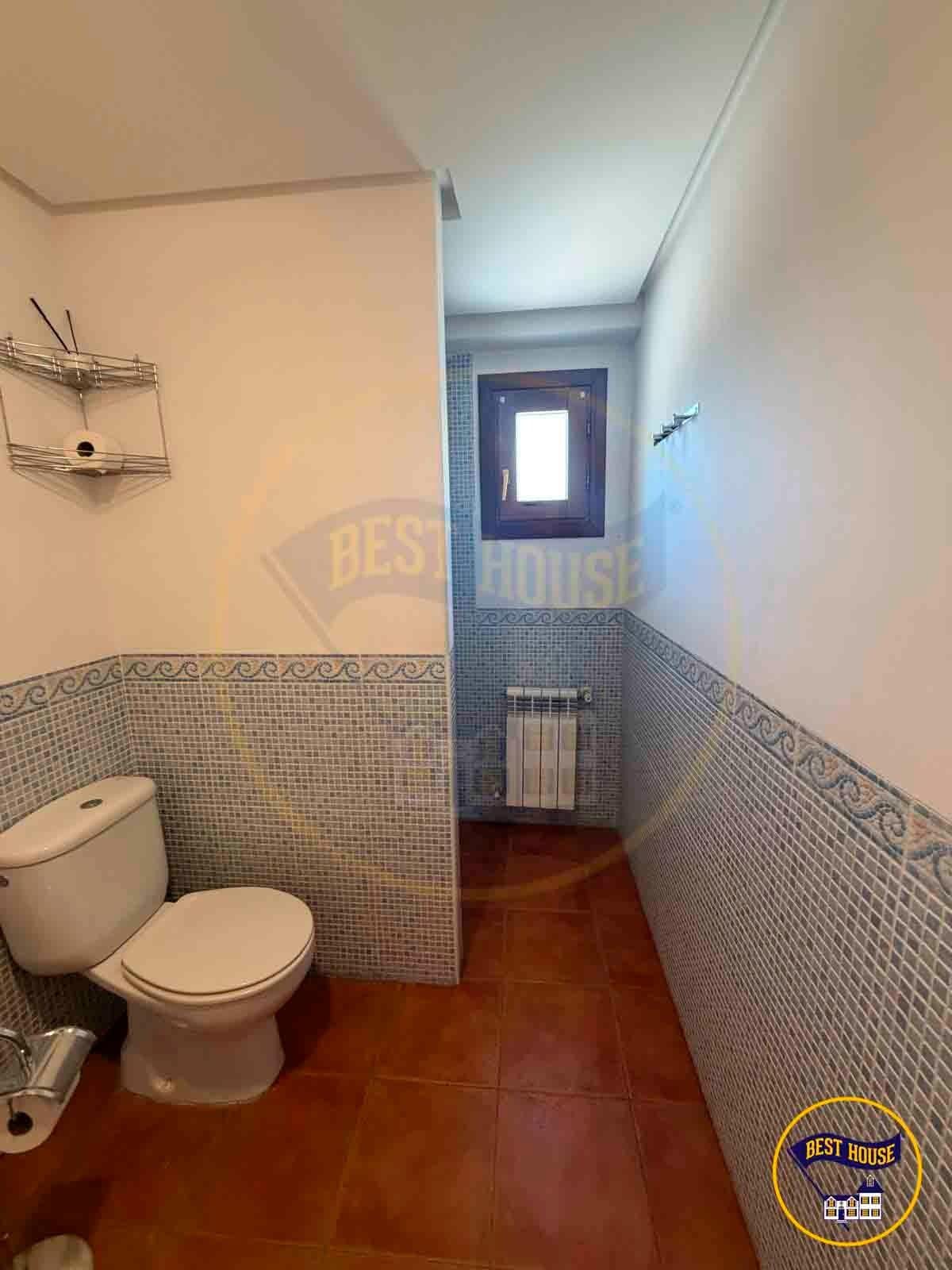 Commercial Cuenca (17)