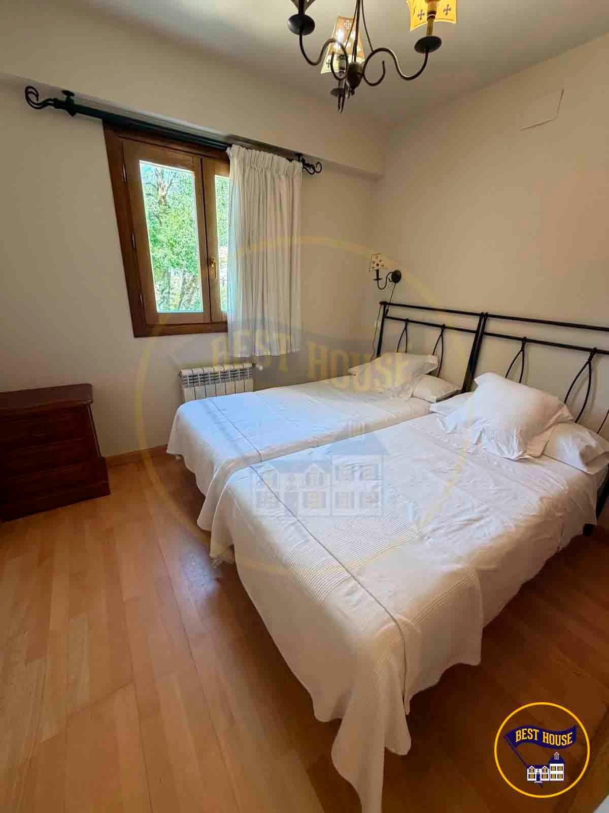 Commercial Cuenca (25)