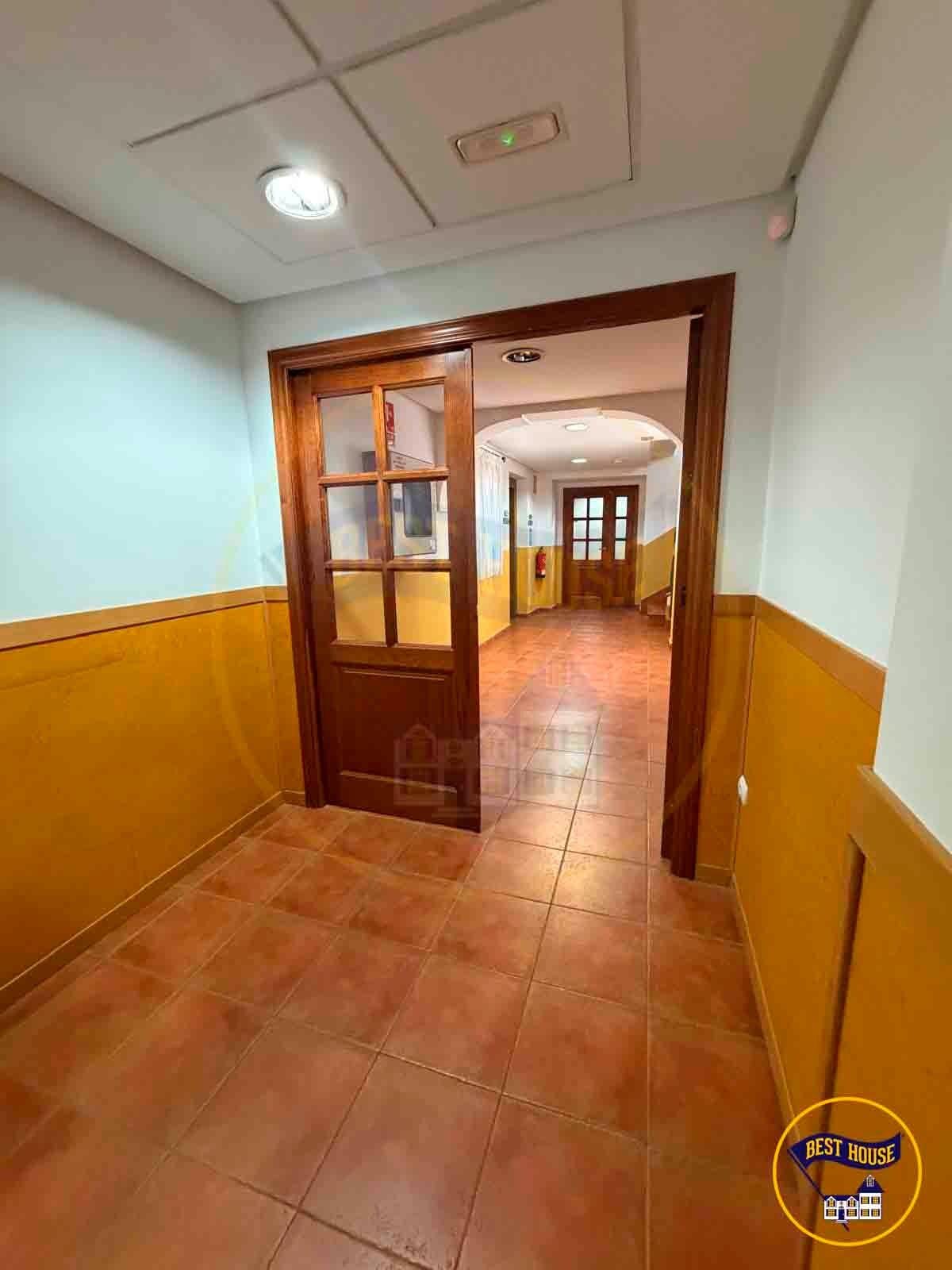 Commercial Cuenca (36)