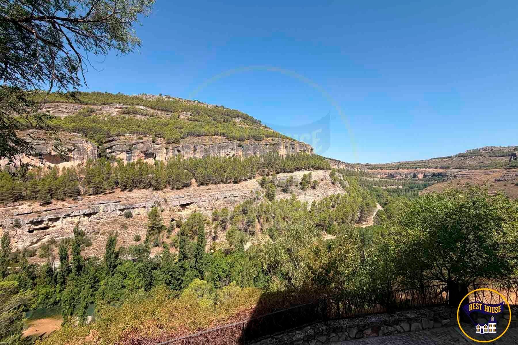 Commercial Cuenca (42)
