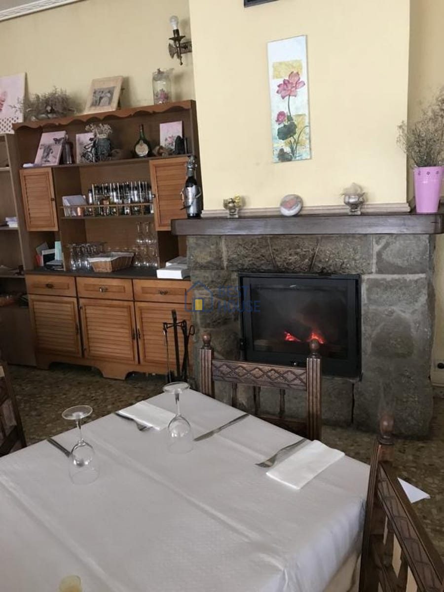 Hostal restaurante en funcionamiento a 24 kilómetros de León, en Villalobar. en Ardon - Imagen 16