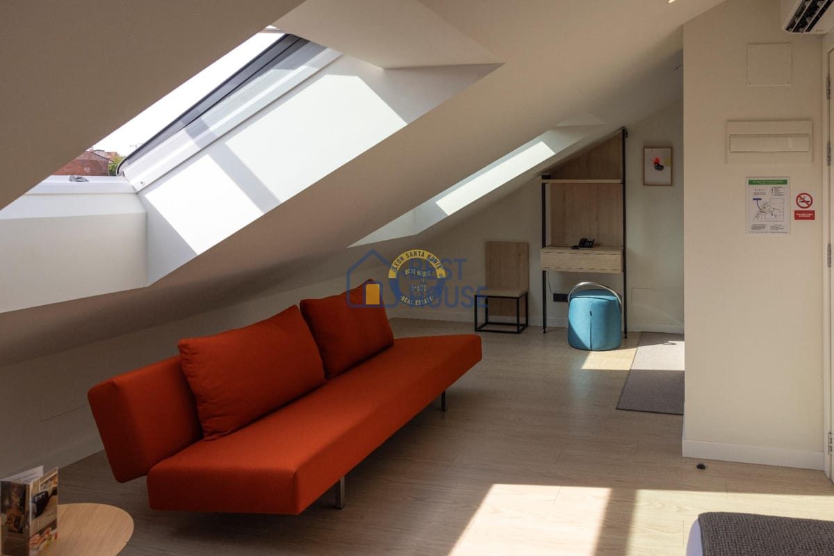 Hotel a la venta en el Casco Antiguo de León, a solo 100 metros de la Catedral. en León - Imagen 4