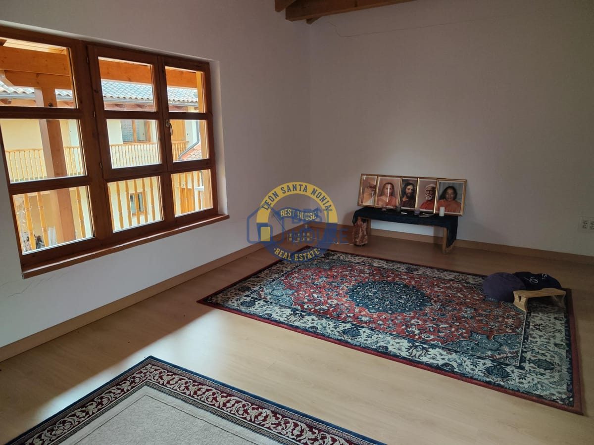 Se vende casa en Villarrodrigo de las Regueras. en Villaquilambre - Imagen 12