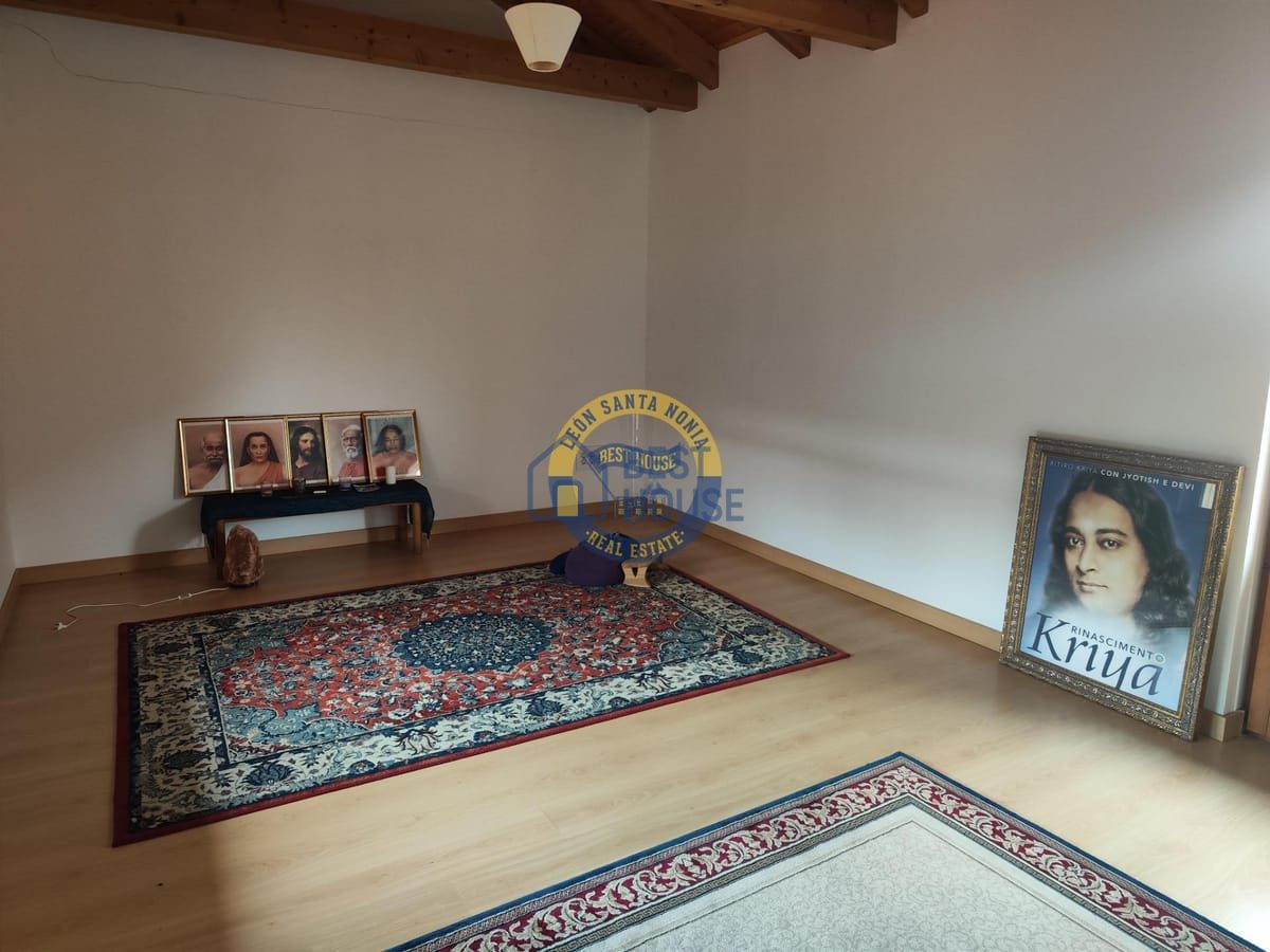 Se vende casa en Villarrodrigo de las Regueras. en Villaquilambre - Imagen 14