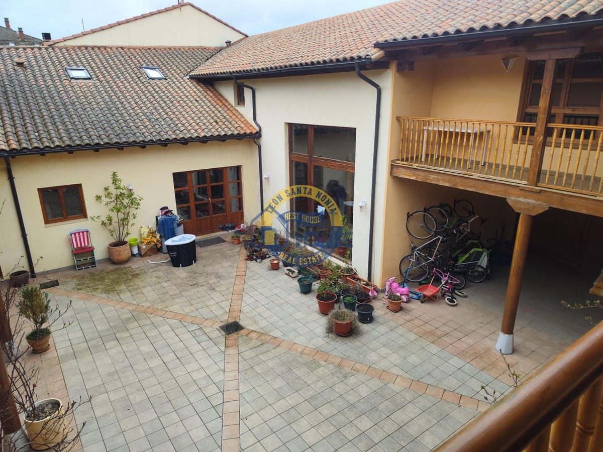 Se vende casa en Villarrodrigo de las Regueras. en Villaquilambre - Imagen 17