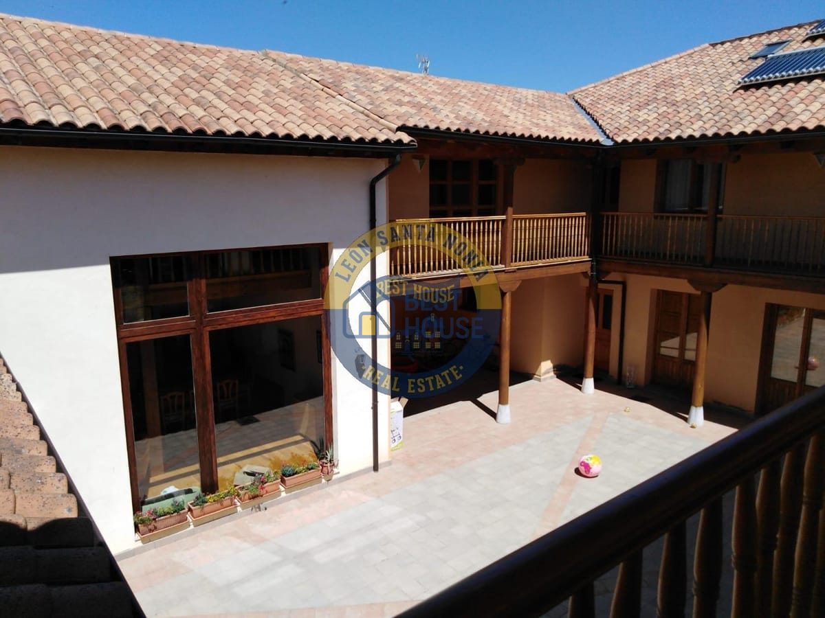 Se vende casa en Villarrodrigo de las Regueras. en Villaquilambre - Imagen 2