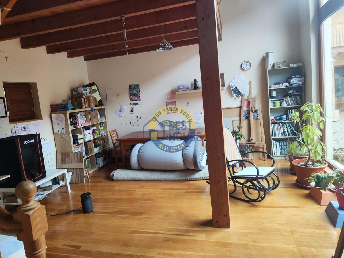 Se vende casa en Villarrodrigo de las Regueras. en Villaquilambre - Imagen 22