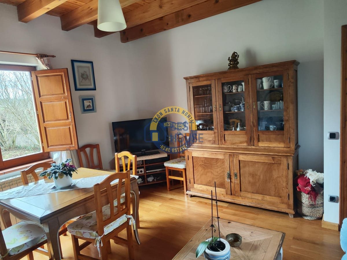 Se vende casa en Villarrodrigo de las Regueras. en Villaquilambre - Imagen 27