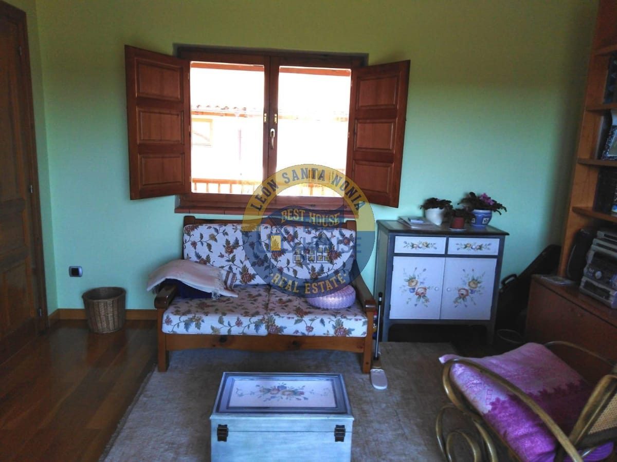 Se vende casa en Villarrodrigo de las Regueras. en Villaquilambre - Imagen 36