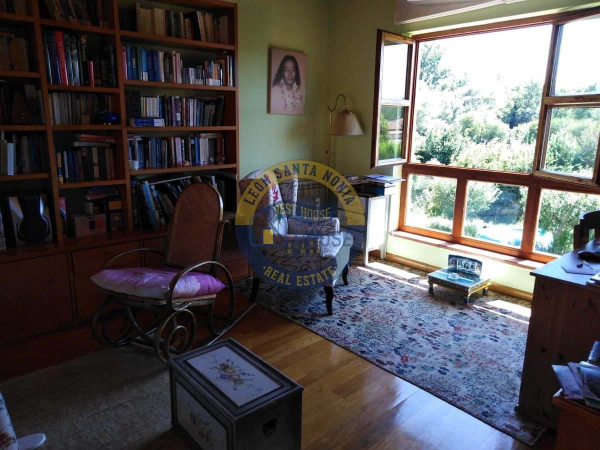 Se vende casa en Villarrodrigo de las Regueras. en Villaquilambre - Imagen 39