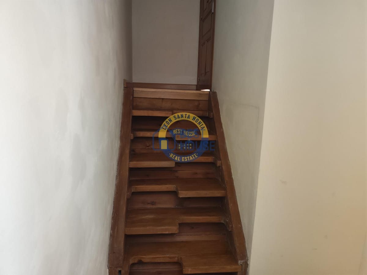 Se vende casa en Villarrodrigo de las Regueras. en Villaquilambre - Imagen 51