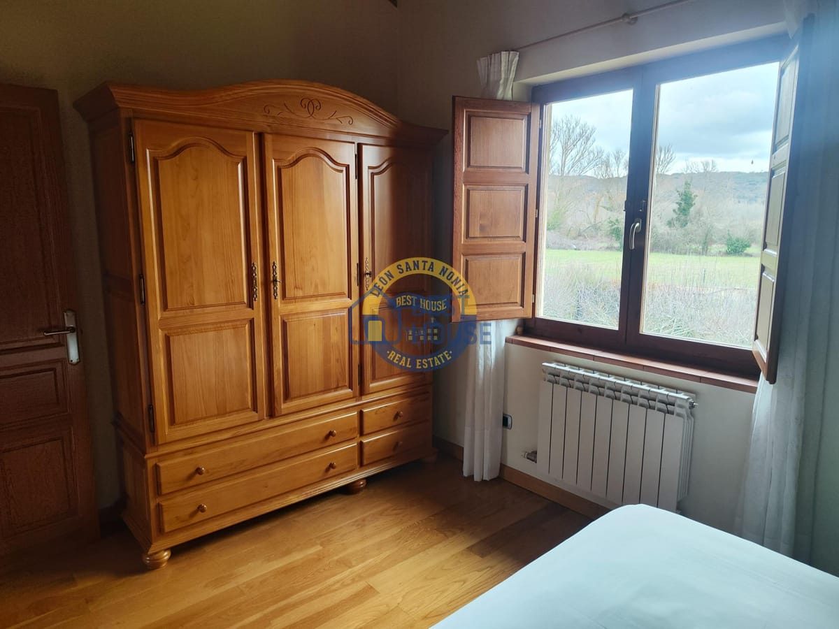 Se vende casa en Villarrodrigo de las Regueras. en Villaquilambre - Imagen 55