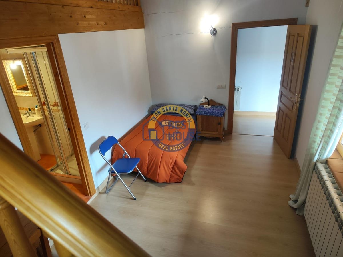 Se vende casa en Villarrodrigo de las Regueras. en Villaquilambre - Imagen 62
