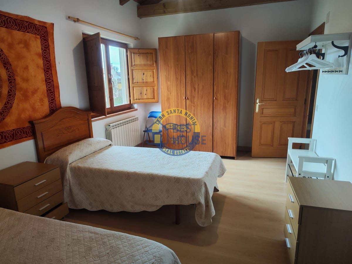 Se vende casa en Villarrodrigo de las Regueras. en Villaquilambre - Imagen 69
