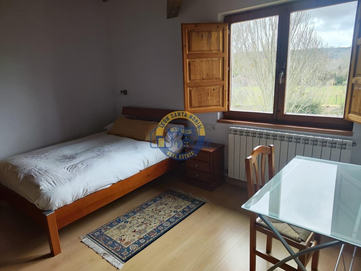 Se vende casa en Villarrodrigo de las Regueras. en Villaquilambre - Imagen 70