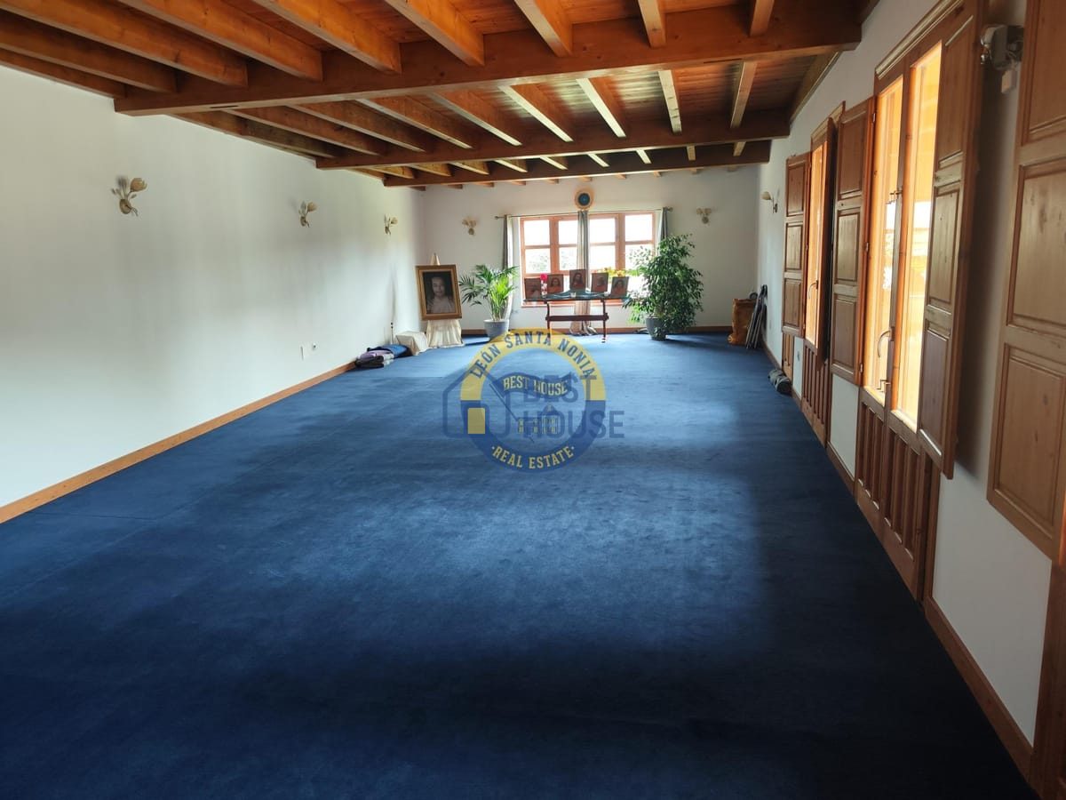Se vende casa en Villarrodrigo de las Regueras. en Villaquilambre - Imagen 89