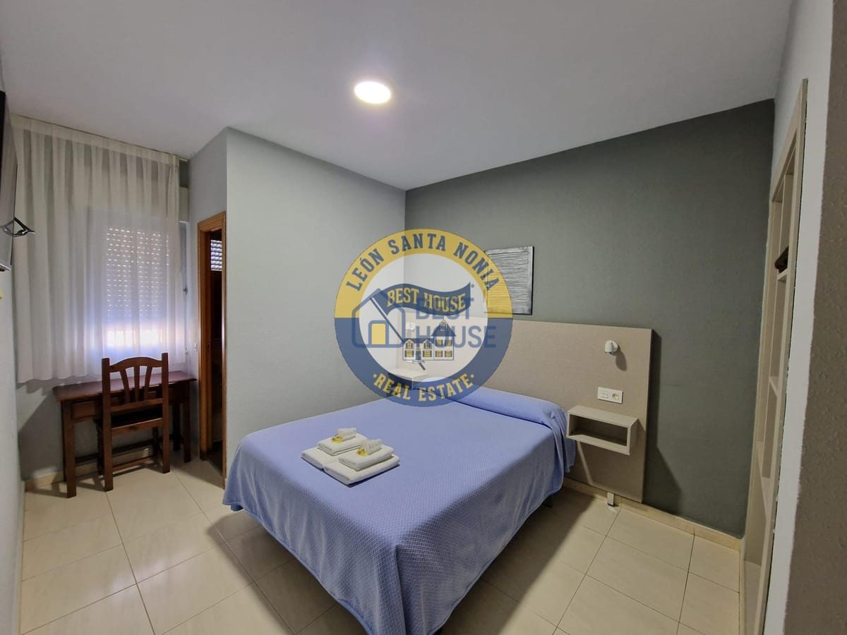 Se vende hotel con restaurante en San Andrés del Rabanedo. en San Andrés del Rabanedo - Imagen 10